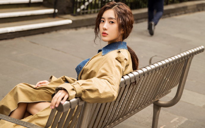 在新疆库尔勒点亮书法“烛光”